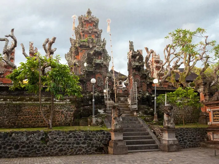 Wisata Yehembang Kangin