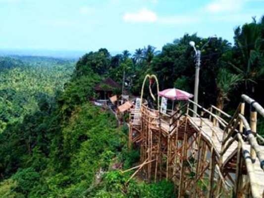 Wisata Yehembang Kangin